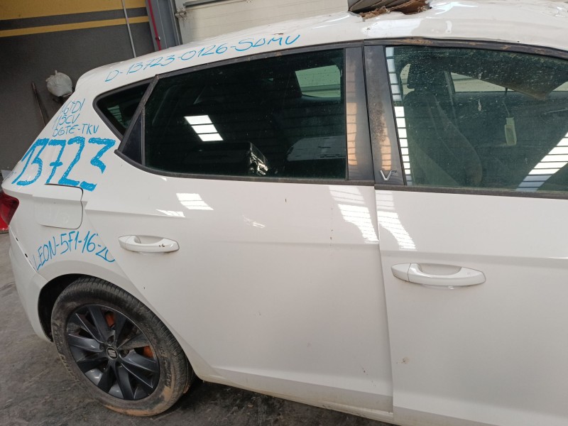 Recambio de puerta trasera derecha para seat leon (5f1) 1.6 tdi referencia OEM IAM   