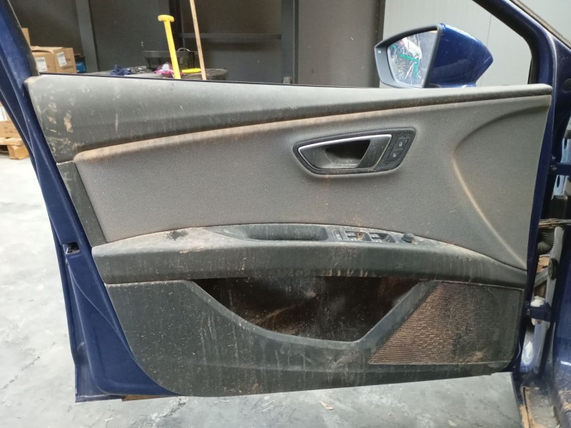 Recambio de guarnecido puerta delantera izquierda para seat leon st (5f8) 1.4 tgi referencia OEM IAM   