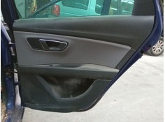 GUARNECIDO PUERTA TRASERA DERECHA 