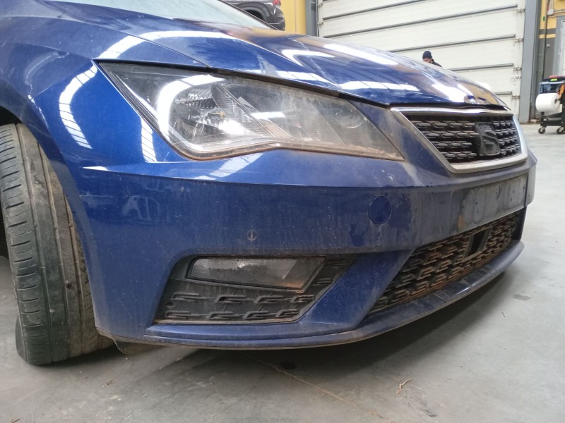Recambio de paragolpes delantero para seat leon st (5f8) 1.4 tgi referencia OEM IAM   