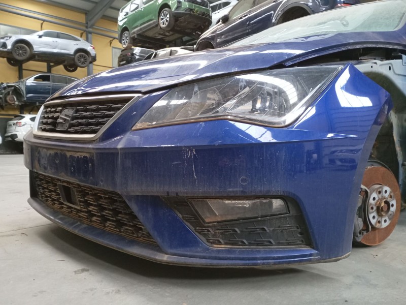 Recambio de paragolpes delantero para seat leon st (5f8) 1.4 tgi referencia OEM IAM   
