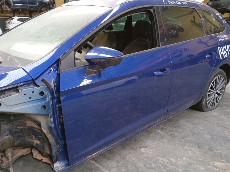 Recambio de puerta delantera izquierda para seat leon st (5f8) 1.4 tgi referencia OEM IAM   