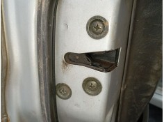 CERRADURA PUERTA DELANTERA IZQUIERDA 