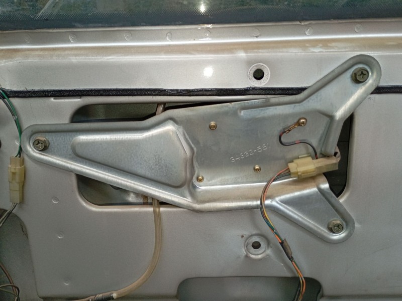 Recambio de motor limpia trasero para suzuki grand vitara i (ft, ht) 2.0 td 4x4 (sq 420d) referencia OEM IAM 34332581  