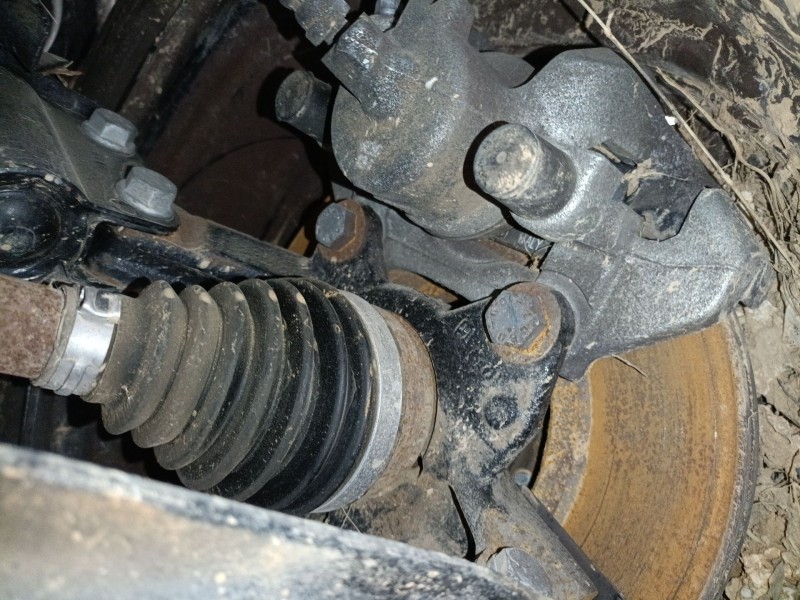 Recambio de mangueta delantera izquierda para renault clio iv (bh_) 1.2 16v referencia OEM IAM   