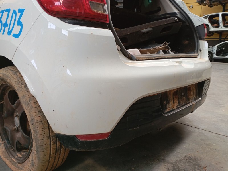 Recambio de paragolpes trasero para renault clio iv (bh_) 0.9 tce 90 referencia OEM IAM   