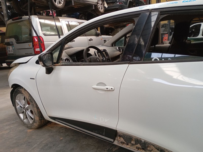 Recambio de puerta delantera izquierda para renault clio iv (bh_) 0.9 tce 90 referencia OEM IAM   