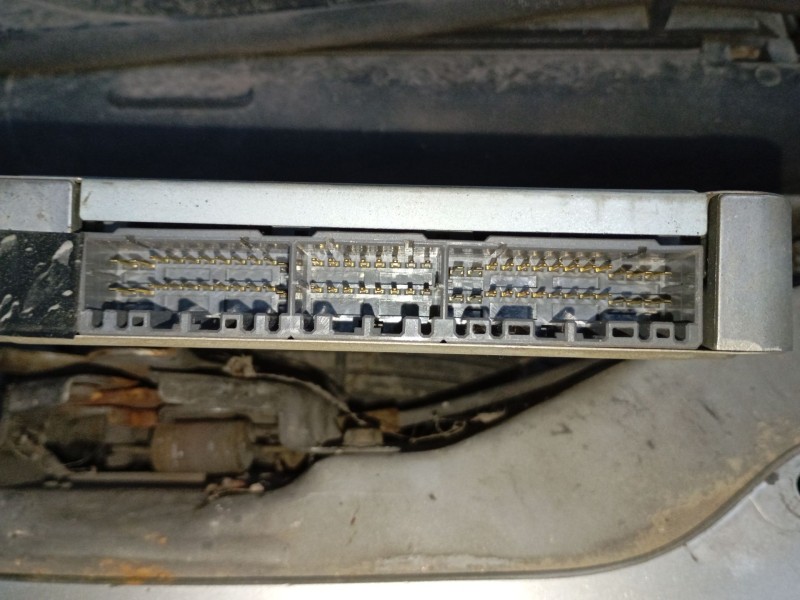 Recambio de centralita motor uce para suzuki grand vitara i (ft, ht) 2.0 td 4x4 (sq 420d) referencia OEM IAM 3392068D20 27580050