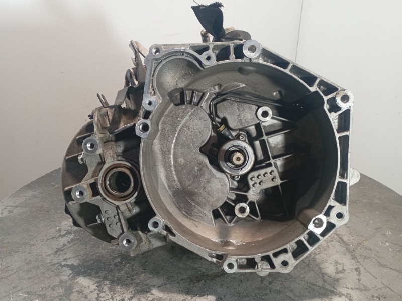 Recambio de caja cambios para opel astra h berlina cosmo referencia OEM IAM M32019DI  