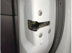 CERRADURA PUERTA DELANTERA DERECHA 