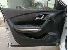 GUARNECIDO PUERTA DELANTERA IZQUIERDA 