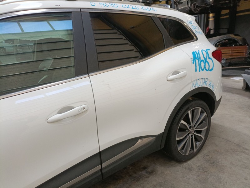 Recambio de puerta trasera izquierda para renault kadjar (ha_, hl_) 1.6 dci 130 referencia OEM IAM   