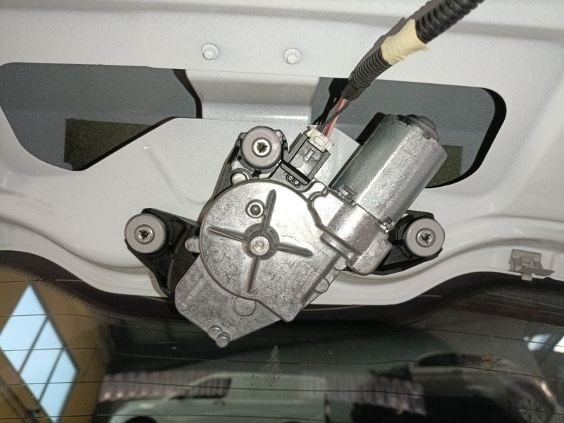 Recambio de motor limpia trasero para renault kadjar (ha_, hl_) 1.6 dci 130 referencia OEM IAM   