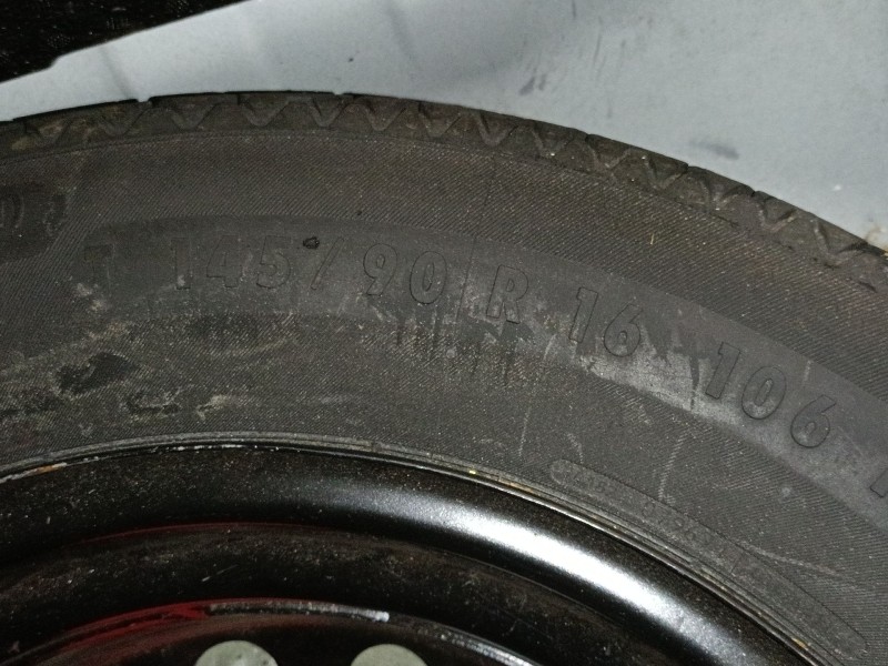 Recambio de neumatico repuesto para renault kadjar (ha_, hl_) 1.6 dci 130 referencia OEM IAM   