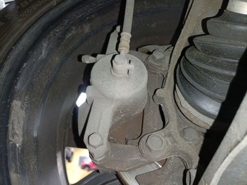 Recambio de pinza freno delantera derecha para renault kadjar (ha_, hl_) 1.6 dci 130 referencia OEM IAM   