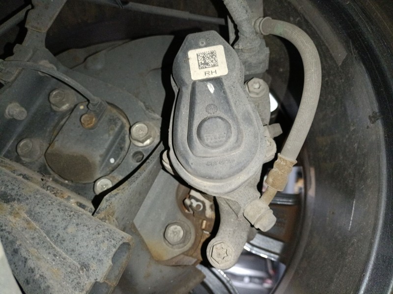 Recambio de pinza freno trasera derecha para renault kadjar (ha_, hl_) 1.6 dci 130 referencia OEM IAM   