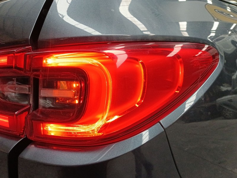 Recambio de piloto trasero derecho para renault kadjar (ha_, hl_) 1.5 dci 110 (hla3) referencia OEM IAM   