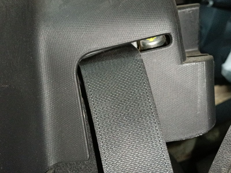 Recambio de cinturon seguridad trasero derecho para renault kadjar (ha_, hl_) 1.5 dci 110 (hla3) referencia OEM IAM   