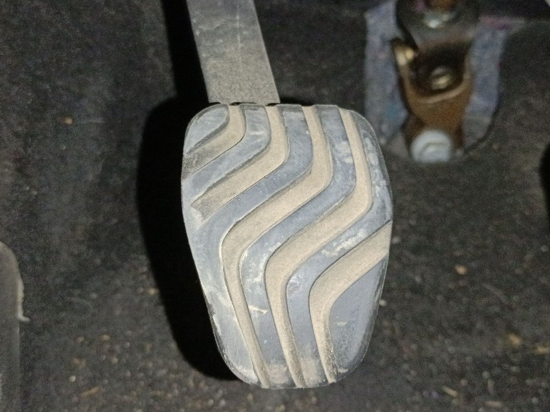 Recambio de pedal embrague para renault kadjar (ha_, hl_) 1.5 dci 110 (hla3) referencia OEM IAM   