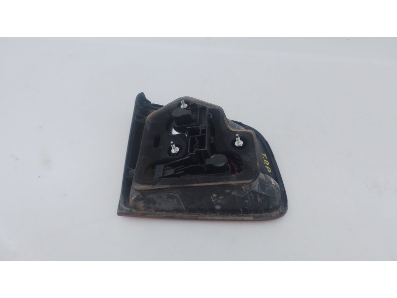 Recambio de piloto trasero derecho porton para volkswagen touareg (7l6) tdi r5 referencia OEM IAM   