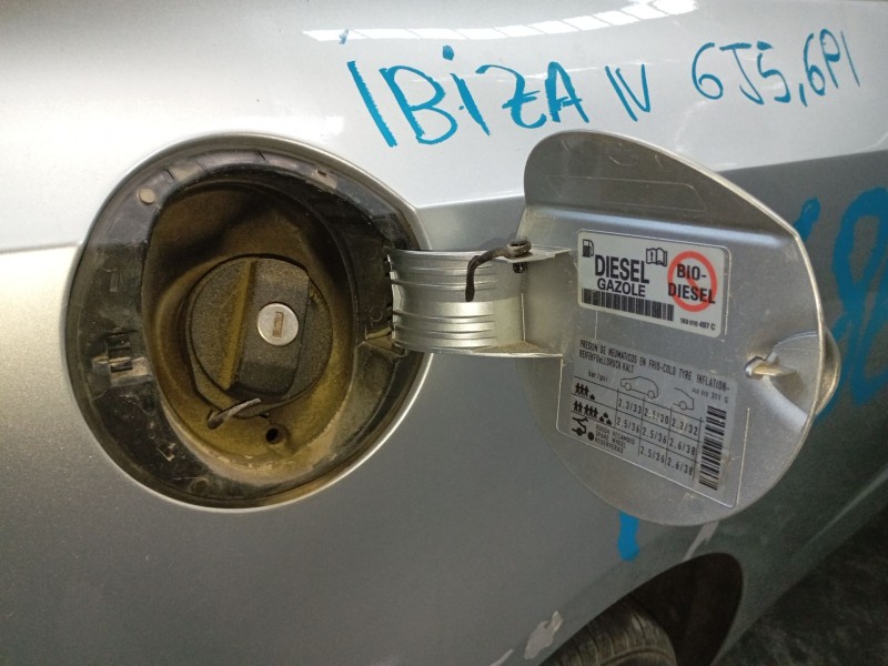 Recambio de tapa exterior combustible para seat ibiza iv (6j5, 6p1) 1.6 tdi referencia OEM IAM   