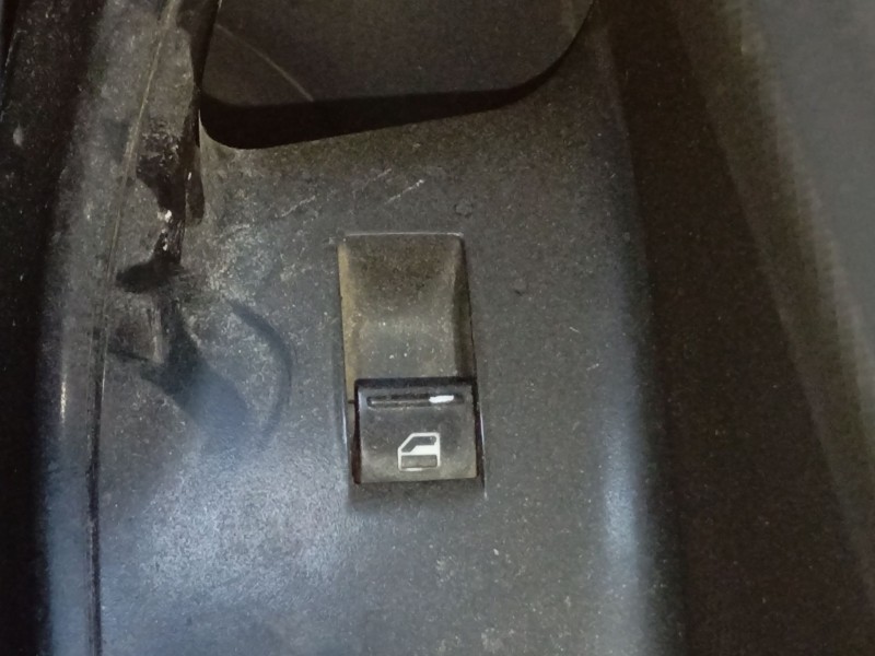 Recambio de mando elevalunas delantero derecho para seat ibiza iv (6j5, 6p1) 1.6 tdi referencia OEM IAM   