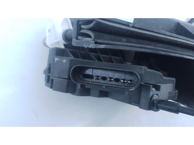 Recambio de cerradura puerta delantera derecha para ford transit courier b460 furgoneta/monovolumen 1.5 tdci referencia OEM IAM 