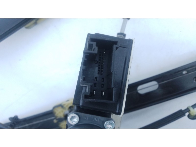 Recambio de elevalunas delantero izquierdo para seat ibiza v (kj1, kjg) 1.0 mpi referencia OEM IAM   