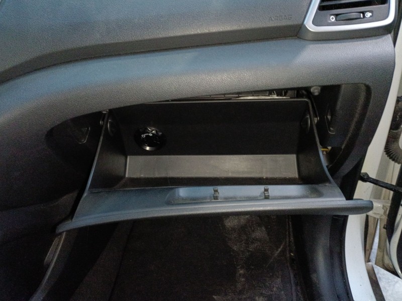 Recambio de guantera para hyundai tucson (tl, tle) 1.7 crdi referencia OEM IAM   