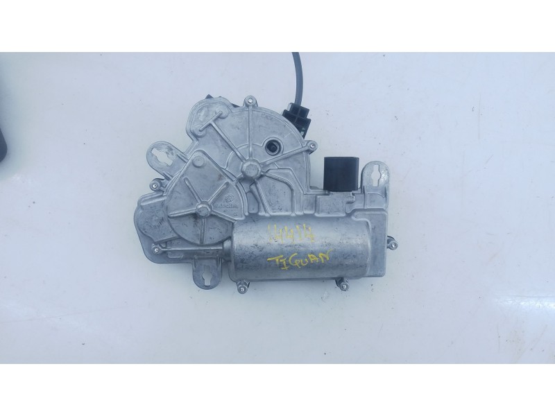 Recambio de cerradura maletero / porton para volkswagen tiguan (ad1, ax1) 2.0 tdi referencia OEM IAM 5TA827506D 3G0827887C 