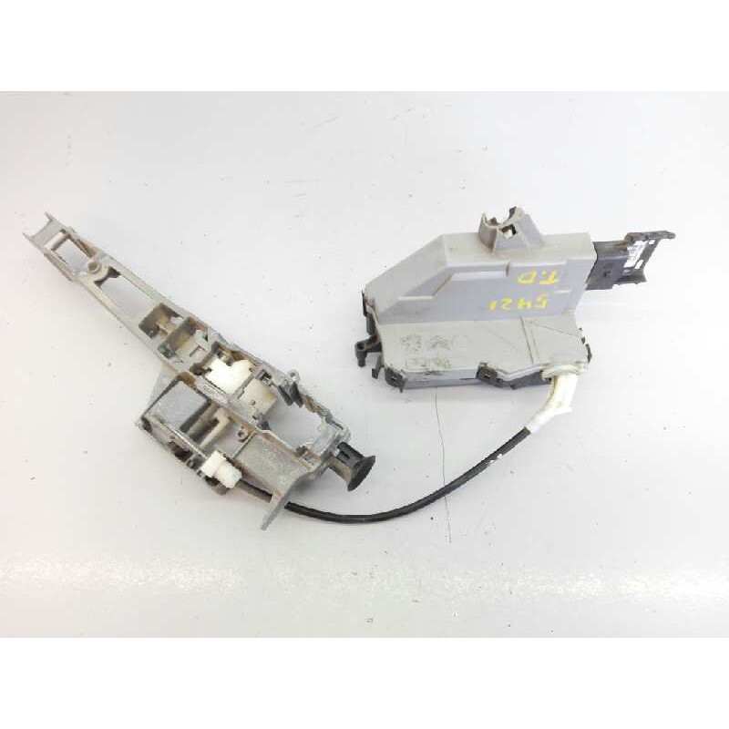 Recambio de cerradura puerta trasera derecha para peugeot 5008 premium referencia OEM IAM A01541GW3 2399411399 