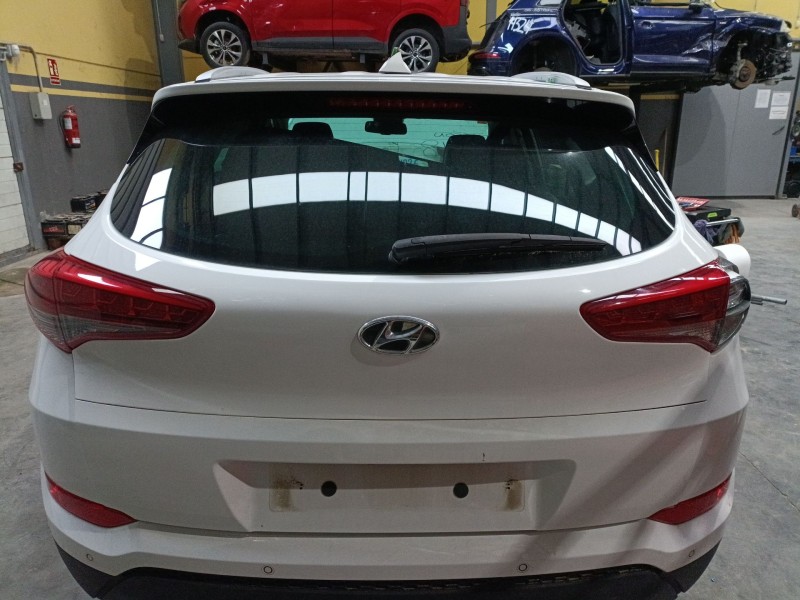 Recambio de porton trasero para hyundai tucson (tl, tle) 1.7 crdi referencia OEM IAM   