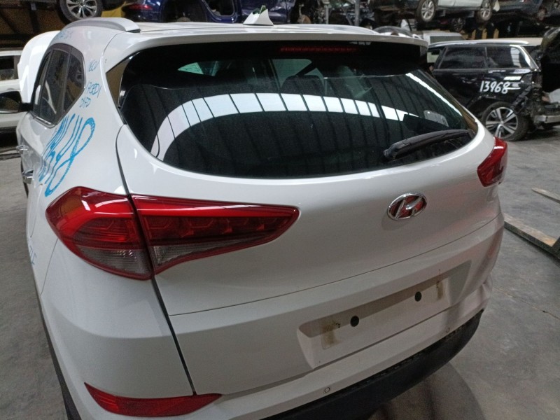 Recambio de porton trasero para hyundai tucson (tl, tle) 1.7 crdi referencia OEM IAM   