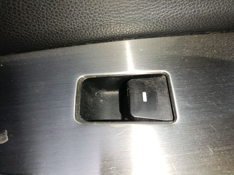 Recambio de mando elevalunas delantero derecho para hyundai tucson (tl, tle) 1.7 crdi referencia OEM IAM   