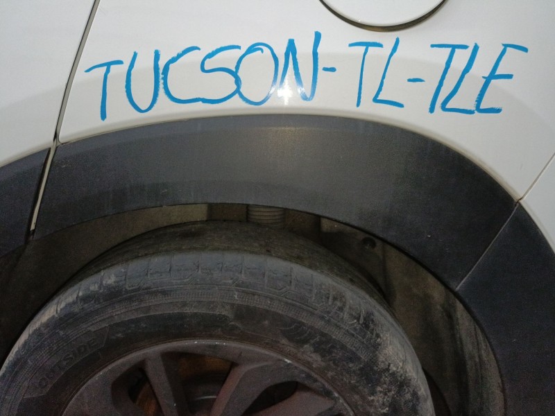 Recambio de aletin trasero izquierdo para hyundai tucson (tl, tle) 1.7 crdi referencia OEM IAM   