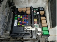 CAJA RELES / FUSIBLES 1898009600 