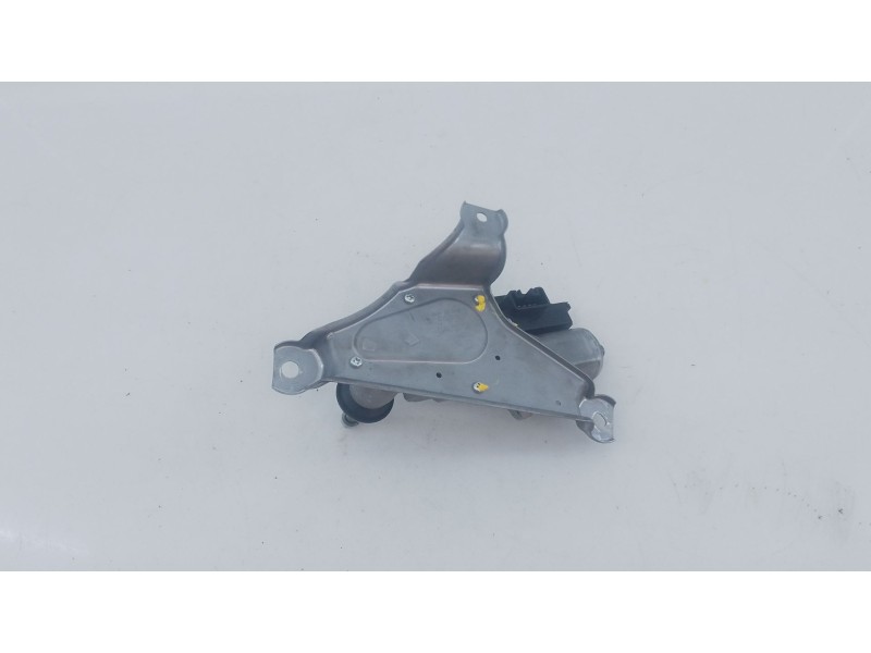 Recambio de motor limpia trasero para toyota yaris city referencia OEM IAM   