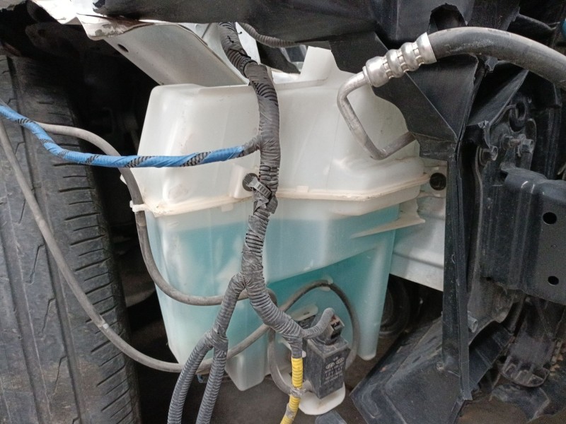 Recambio de deposito limpia para hyundai tucson (tl, tle) 1.7 crdi referencia OEM IAM   