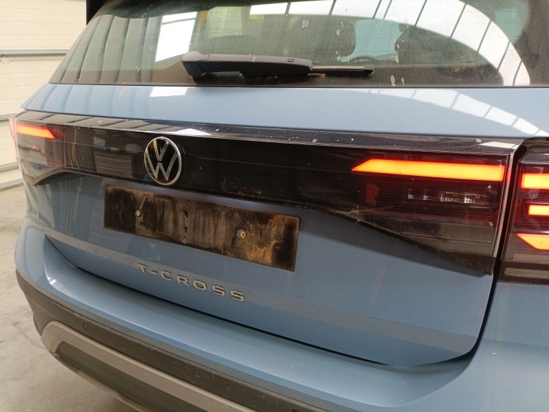 Recambio de piloto trasero central para volkswagen t-cross (c11, d31) 1.0 tsi referencia OEM IAM   