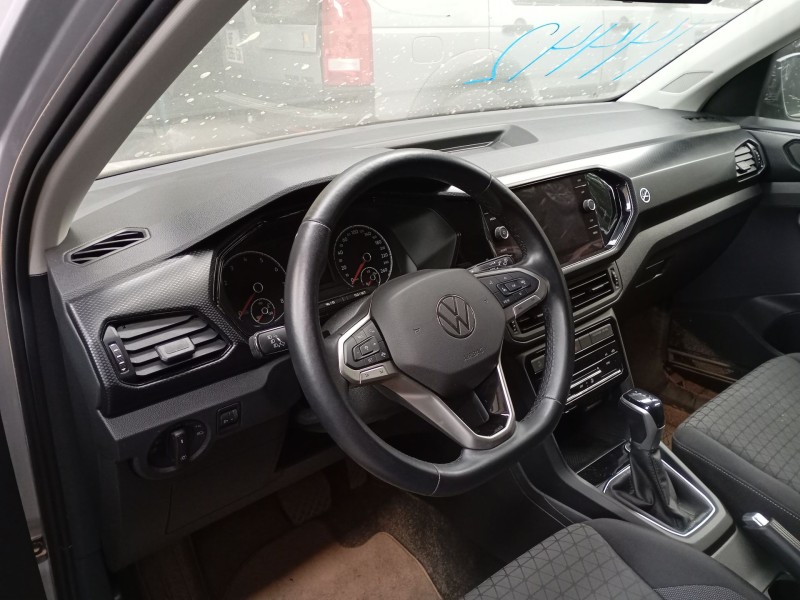 volkswagen t-cross (c11, d31) del año 2022