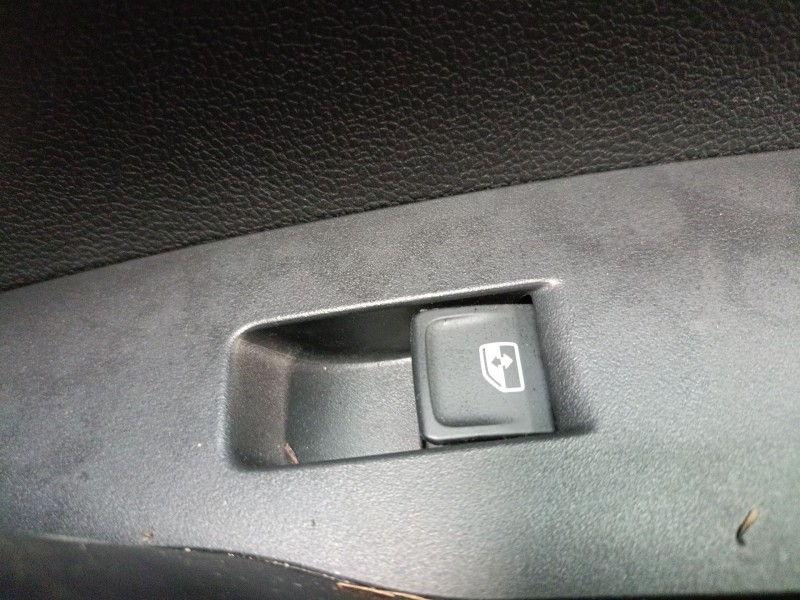 Recambio de mando elevalunas trasero derecho para volkswagen t-cross (c11, d31) 1.0 tsi referencia OEM IAM   