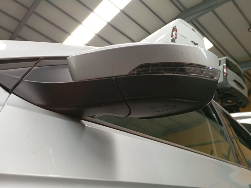 Recambio de retrovisor izquierdo electrico para volkswagen t-cross (c11, d31) 1.0 tsi referencia OEM IAM   