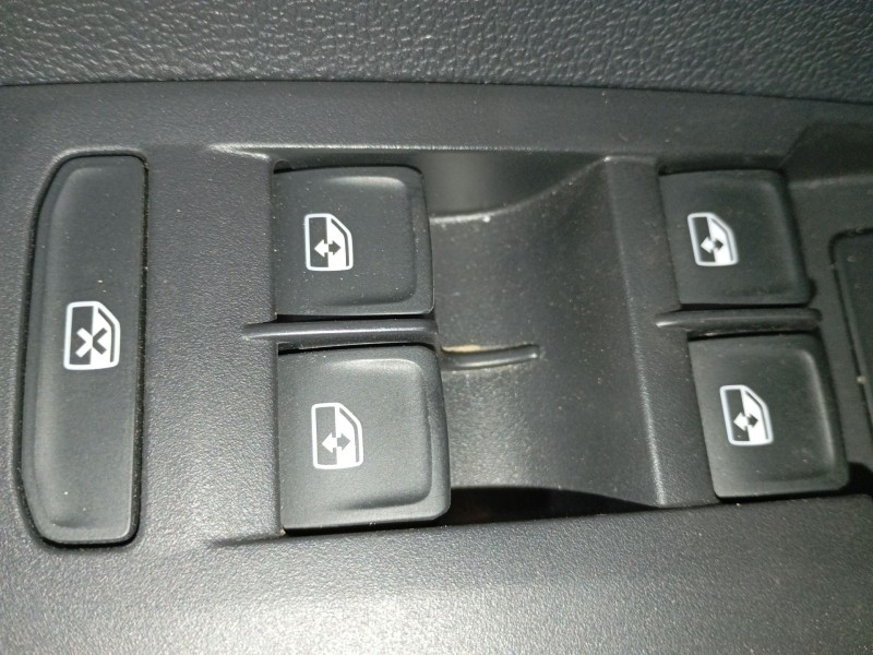 Recambio de mando elevalunas delantero izquierdo para volkswagen t-cross (c11, d31) 1.0 tsi referencia OEM IAM   