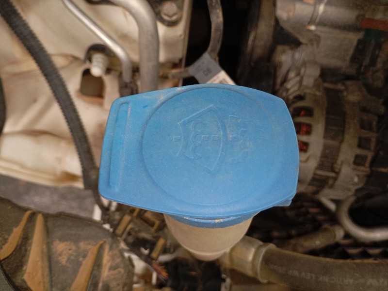 Recambio de deposito limpia para seat ibiza iv (6j5, 6p1) 1.0 referencia OEM IAM   