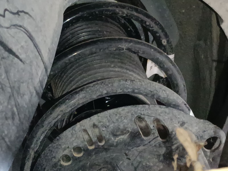 Recambio de amortiguador delantero izquierdo para volkswagen t-cross (c11, d31) 1.0 tsi referencia OEM IAM   