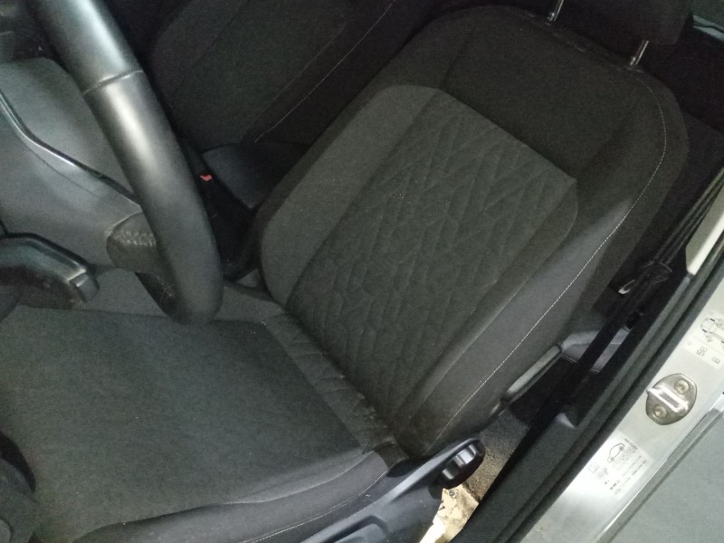 volkswagen t-cross (c11, d31) del año 2024