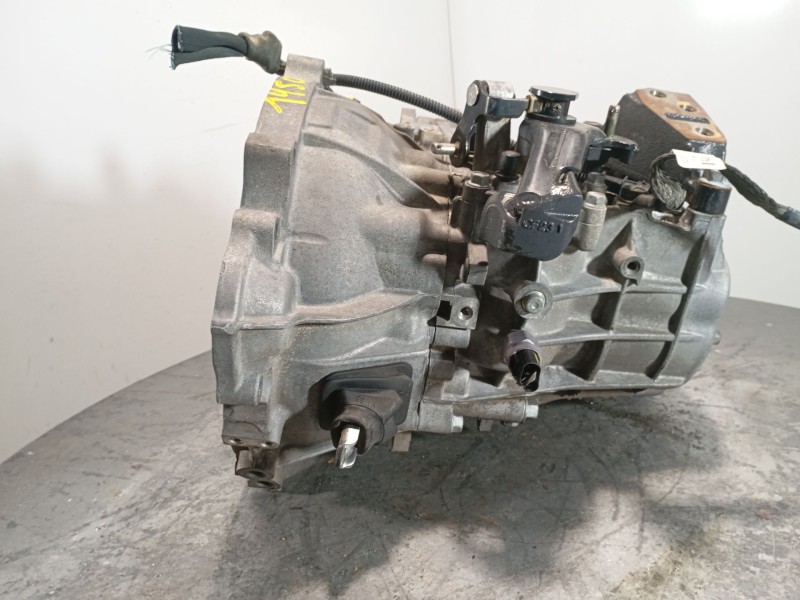 Recambio de caja cambios para hyundai ix35 1.7 crdi cat referencia OEM IAM WBJ6K  