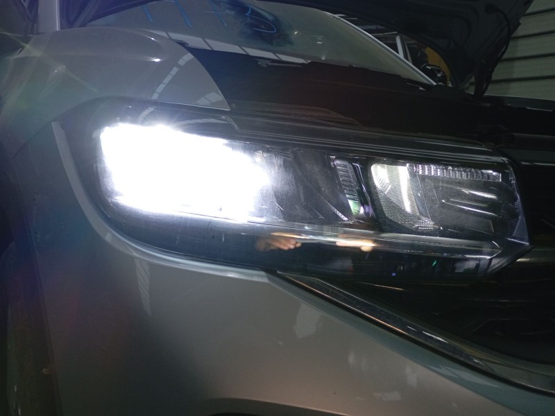 Recambio de faro derecho xenon para volkswagen t-cross (c11, d31) 1.0 tsi referencia OEM IAM   