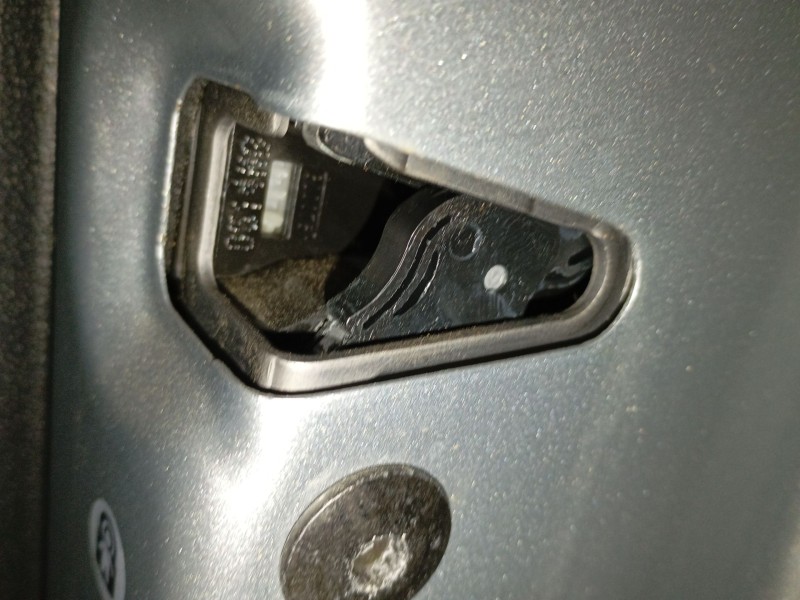 Recambio de cerradura puerta trasera derecha para volkswagen t-cross (c11, d31) 1.0 tsi referencia OEM IAM   