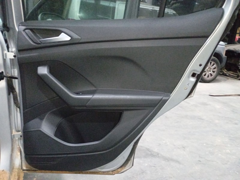 Recambio de guarnecido puerta trasera derecha para volkswagen t-cross (c11, d31) 1.0 tsi referencia OEM IAM   